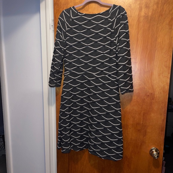 Beige by Eci Casual Abstract Midi Dress - Picture 3 of 4